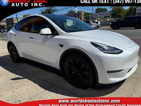 TESLA MODEL Y 2023 7SAYGDEE8PA060498 image